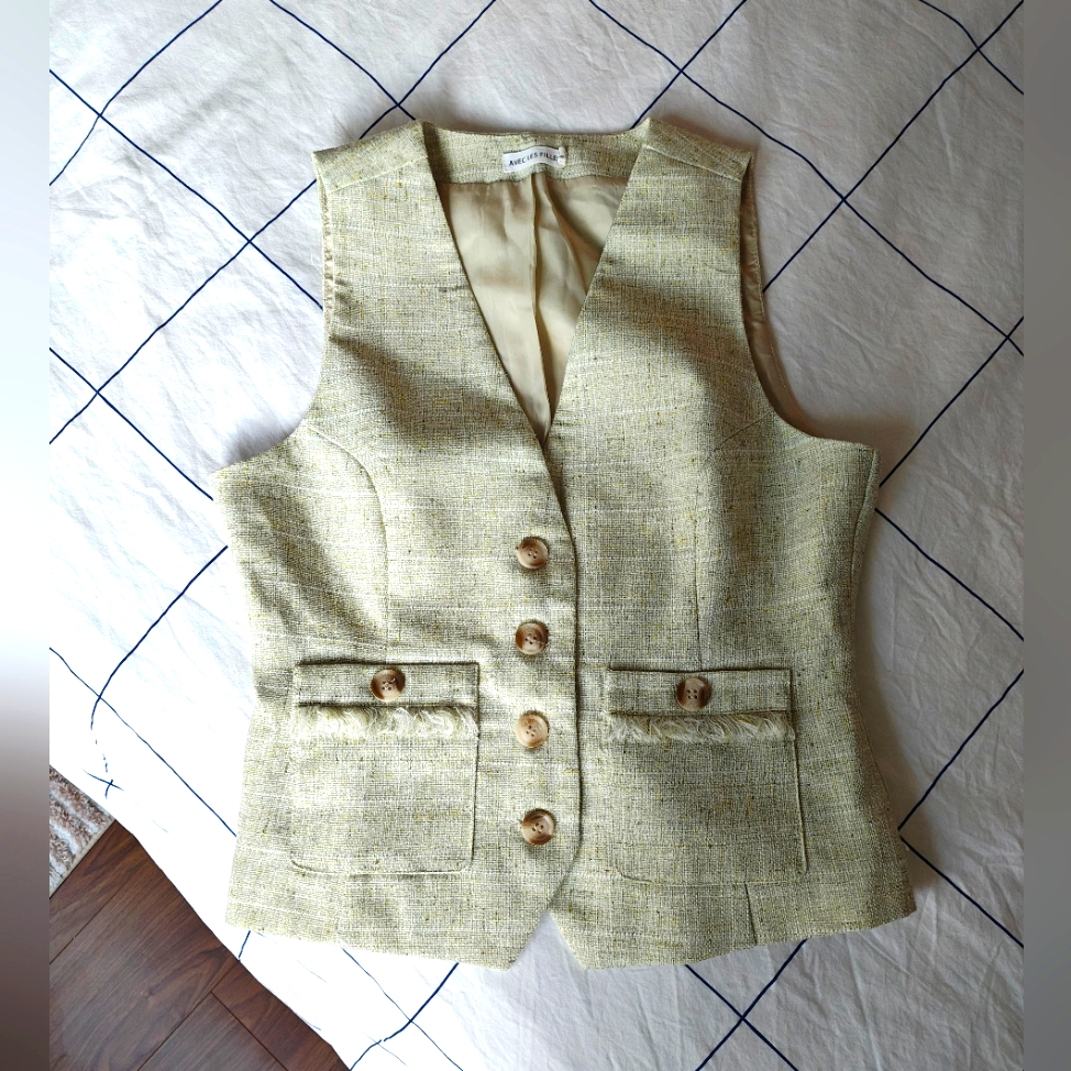 Anthropologie Light Yellow-Green Tweed Button Front Vest